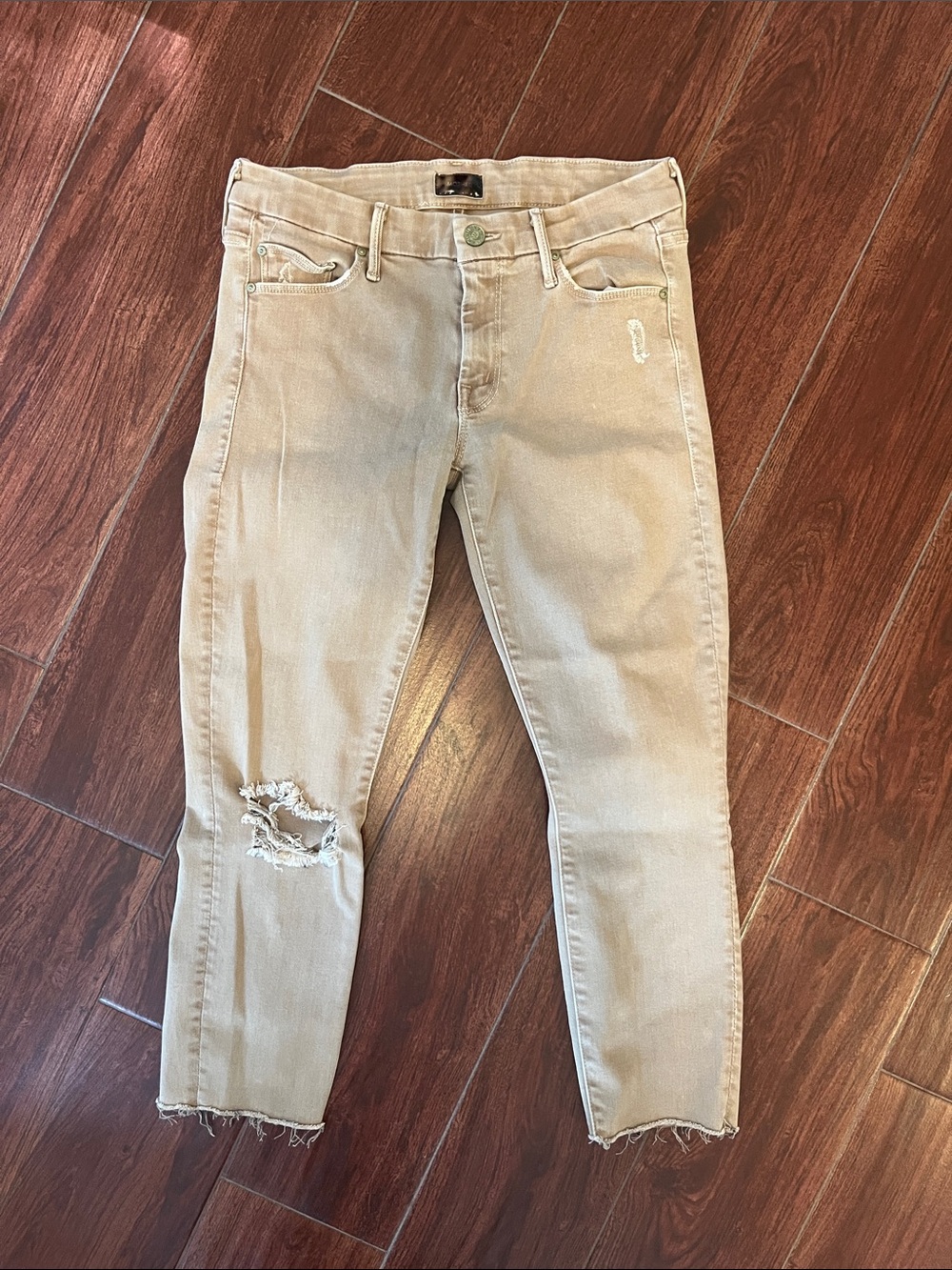 MOTHER Looker Ankle Fray Blow Out Jeans